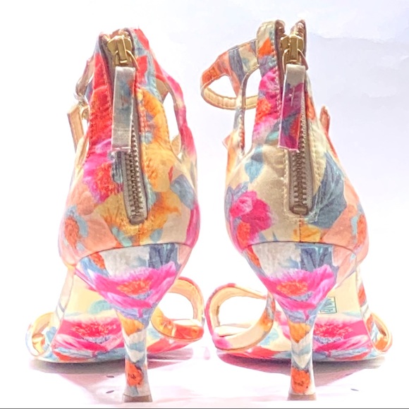 Nine West FLORAL print ankle strap, zipper back sandals size 11 - Picture 5 of 7